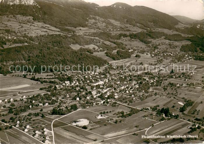 13740654 Wiedlisbach Fliegeraufnahme Wiedlisbach