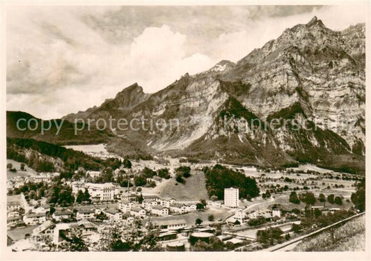 13747033 Glarus GL Vue partielle avec hôpital cantonal et maison des infirmières Glarus GL