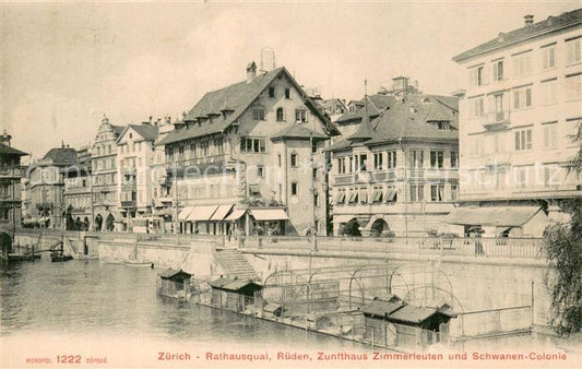 13774432 Zuerich ZH Rathausquai Rueden Zunfthaus Zimmerleuten Schwanen-Colonie Z