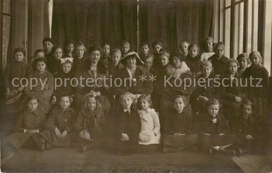 13794312 Kandersteg BE Gruppenfoto Kinder u. Frauen Kandersteg BE