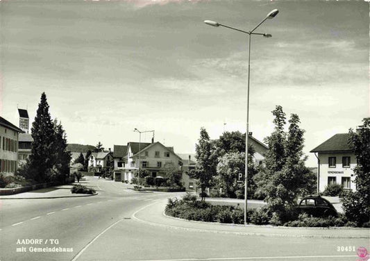 14019506 Aadorf Frauenfeld TG Dorfpartie mit Gemeindehaus