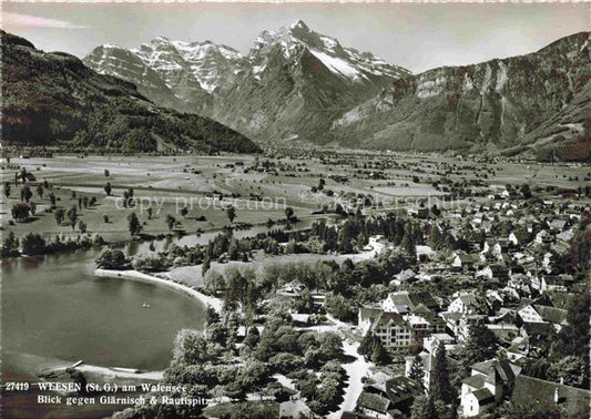 14020787 Weesen  Walensee SG Fliegeraufnahme mit Blick gegen Glaernisch und Raut