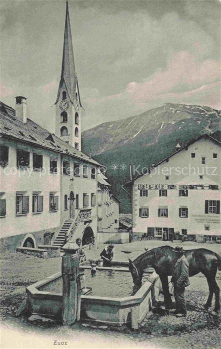 14021590 Zuoz GR Marktplatz Kirche Brunnentraenke