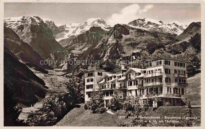 14032581 Braunwald GL Hotel Niederschlacht mit Toedikette