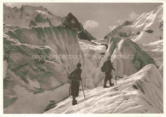 14033169 Tschiervagletscher Berninagruppe GR Bergsteiger auf dem Gletscher