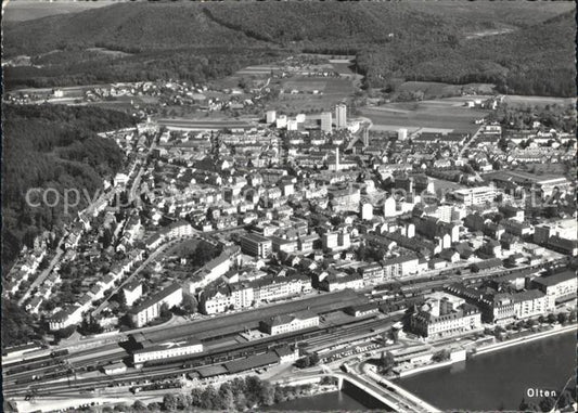 12160760 Olten Fliegeraufnahme Bahnhof Olten