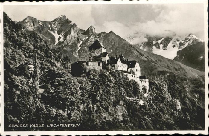 71033840 Vaduz Schloss