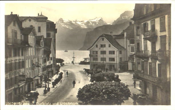 10562915 Brunnen SZ Dorfplatz ungelaufen ca. 1930 Brunnen