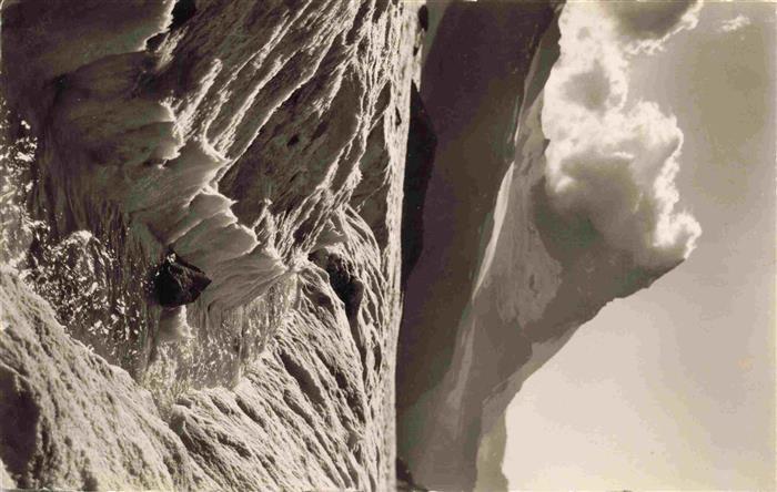 13998441 Zermatt VS Gletscherbach auf dem Gornergletscher mit Matterhorn