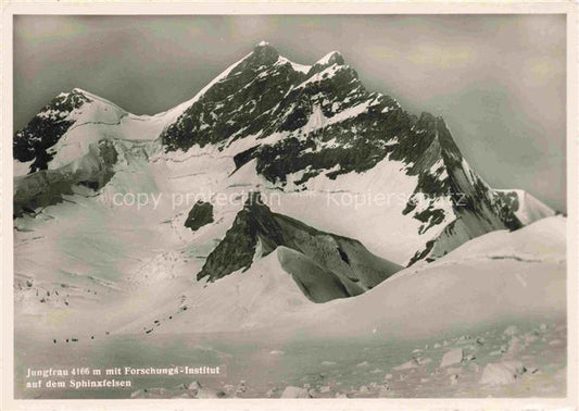 14009535 Jungfrau 4167m BE mit Forschungs Institut auf dem Sphinxfelsen