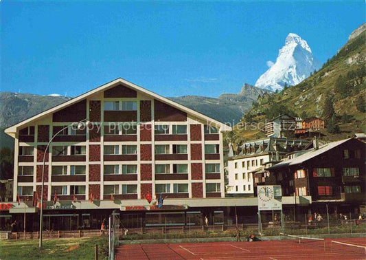 14026277 ZERMATT VS Hotel Nicoletta Tennisanlage Blick zum Matterhorn