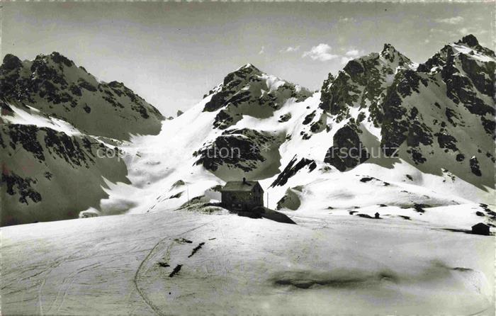 14029207 Bad Ragaz Ragatz SG Piz Solhuette mit Wildseeluecke Winter in den Alpen