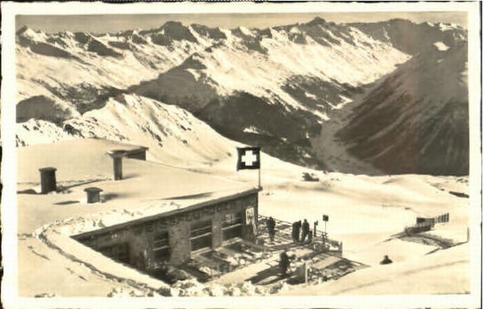 10566110 Weissfluhjoch Weissfluhjoch Berghaus x 1944 Weissfluhjoch