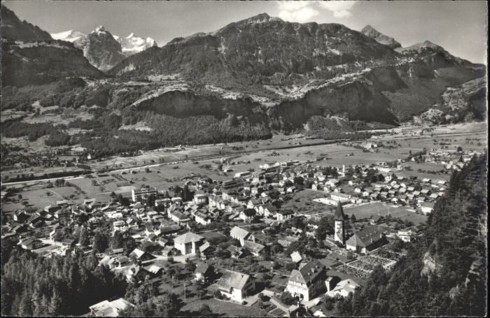 10543848 Meiringen BE Meiringen Wetterhorn x Meiringen