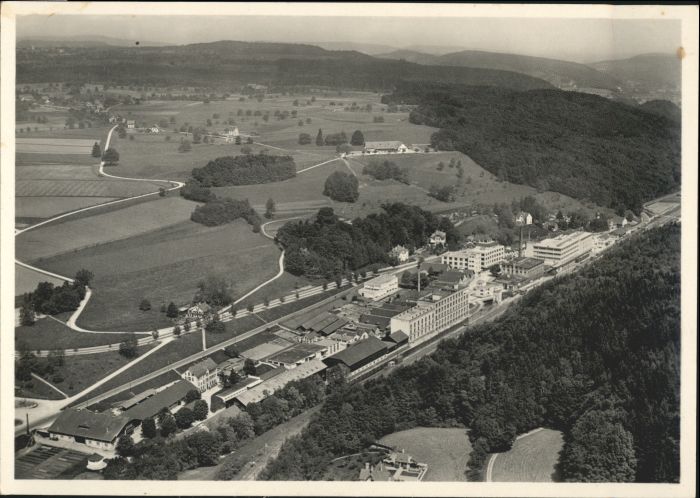 10724445 Zuerich Zuerich Kempttal Fabrik Maggi Fliegeraufnahme * Zuerich