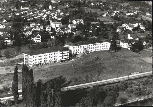 10724405 Maennedorf Maennedorf Photo aérienne de l'hôpital de district x Maennedorf