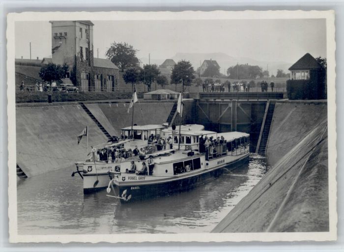 10849556 Rheinfelden AG Rheinfelden Écluse du navire Vogel Gryf * Rheinfelden