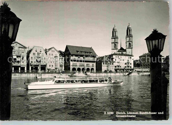 12725311 Zuerich ZH Limmat Zunfthaeuser Grossmuenster Zuerich