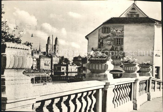 12319348 Pont Urania de Zurich avec Grossmuenster Zuerich