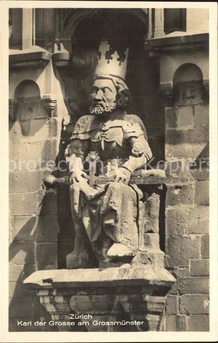 12319389 Zuerich Karl der Grosse am Grossmuenster Skulptur Zuerich