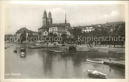 12319419 Zuerich Limmat Grossmuenster Zuerich