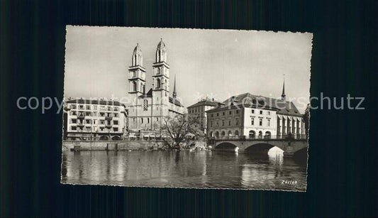 12320951 Zuerich Limmat Bruecke Grossmuenster Zuerich