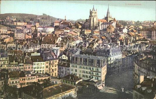 12321122 Lausanne VD Paysage urbain avec la cathédrale de Lausanne