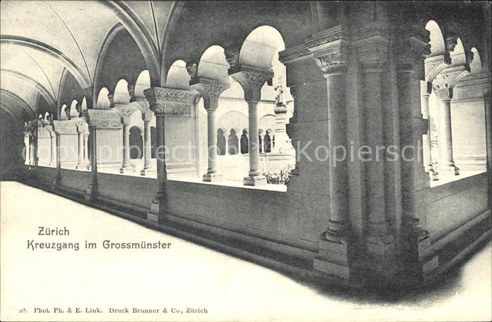 12322309 Zuerich Kreuzgang im Grossmuenster Zuerich