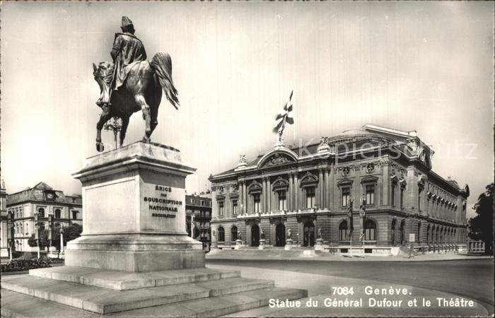 12474370 Genève GE Statue du Général Dufour et du Théâtre Genève