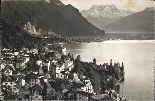 11192921 Montreux VD Chateau de Chillon Dents du Midi