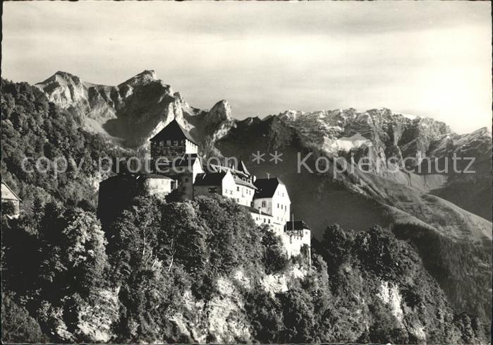 71983437 Liechtenstein  Schloss Vaduz mit Falknis