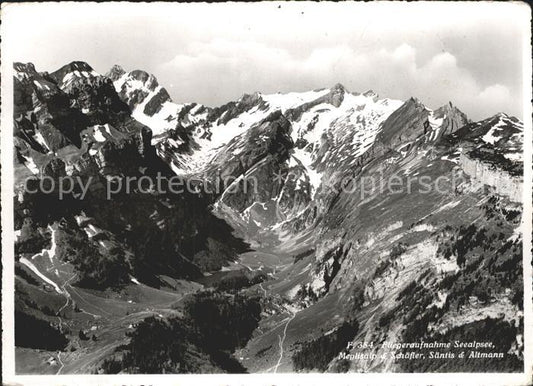 12232588 Seealpsee Meglisalp Schaefler Saentis Altmann Appenzeller Alpen Flieger