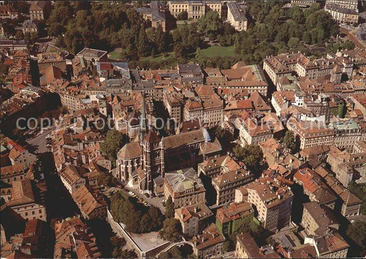 12237078 Geneve GE la Vieille Ville Cathedrale Parc des Bastions Universite vue