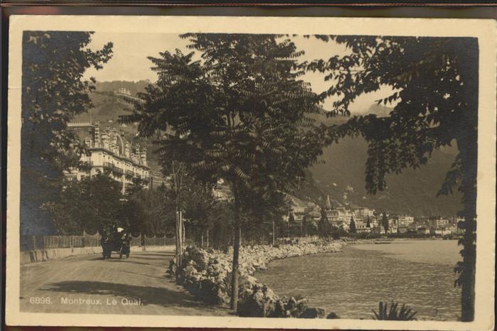 11294674 Montreux VD Calèche Le Quai Montreux