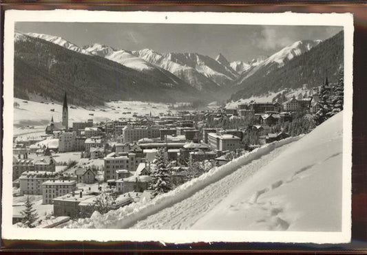 11305066 Davos GR Hohe-Promenade Blick gegen Tinzenhorn und Piz Michel