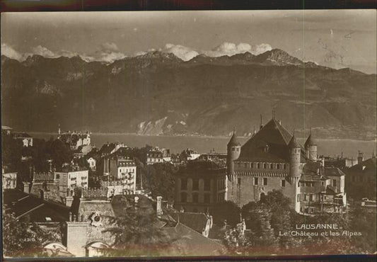 11306327 Lausanne VD Le chateau et les Alpes de Savoie Lac Leman