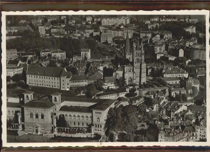 11306711 Lausanne VD Vue partielle d'avion Cathédrale Lausanne