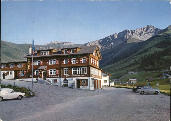 71388564 Malbun Alpenhotel mit Sareiserjoch und Augstenberg