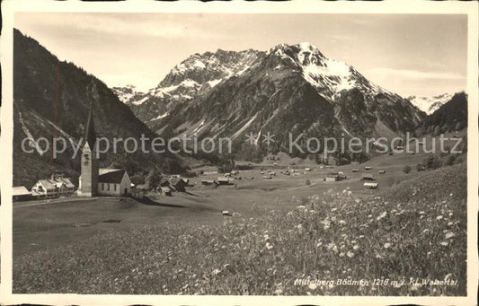 71540951 Boedmen Gesamtansicht mit Alpen Bergwiese