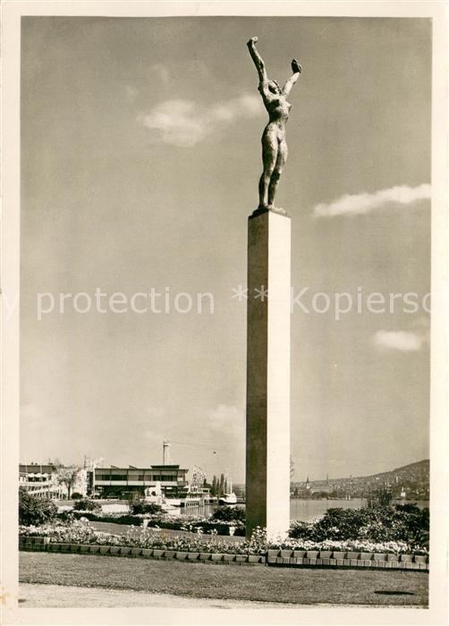 13793586 Exposition Zuerich ZH Plastik von H.Haller am linken Ufer gegen Zuerich