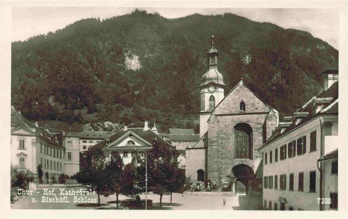 13979339 CHUR_Coire_GR Cathédrale de cour et château épiscopal