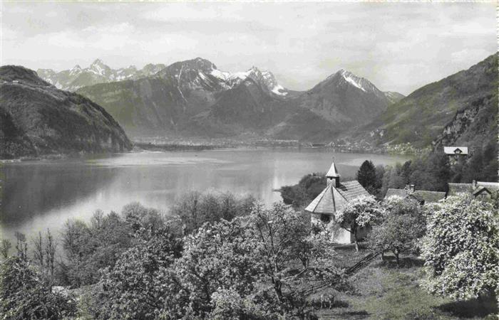 13979352 Betlis_Walensee_Amden_SG Walensee mit den Glarnerbergen