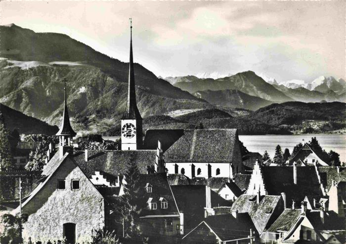 13980872 ZUG__Zugersee_ZG Quartier avec église et vue sur les Alpes