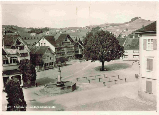 13982017 Appenzell_IR Landsgemeindeplatz Brunnen