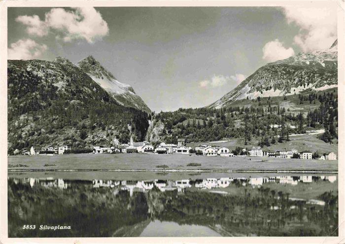 13982028 Silvaplana_GR Vue panoramique sur le reflet de l'eau du lac