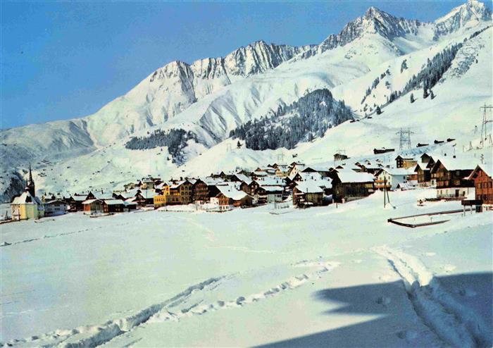 13982039 Sedrun_Surselva_GR Panorama hivernal avec Crispalt Culmatsch et Piz Nair