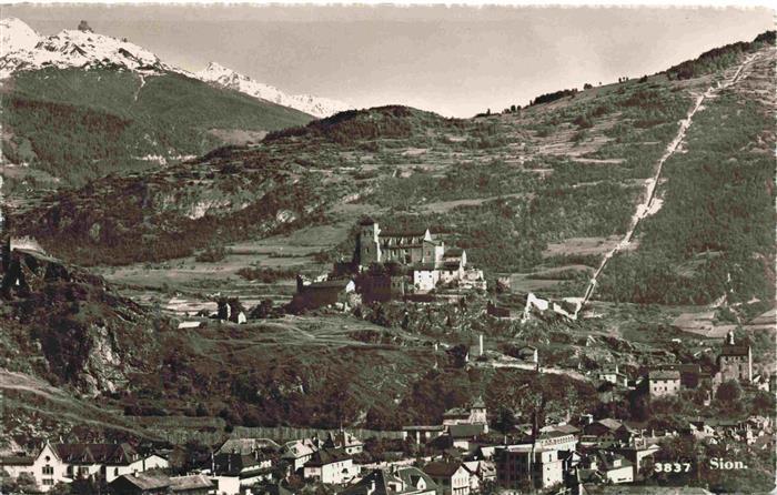 13982295 SION__Sitten_Seduno_VS Panorama avec vue sur le château