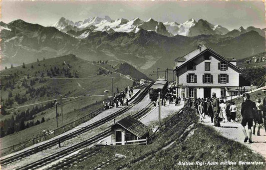 13982347 Rigi_Kulm_1798m_SZ Station avec les Alpes bernoises