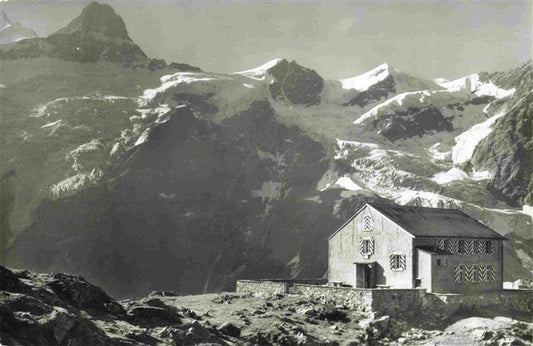 13982374 Grindelwald_BE Glecksteinhuette Berghaus Alpes bernoises