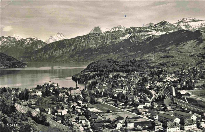 13983268 SPIEZ_Thunersee_BE Panorama